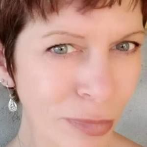 Meet your Posher, Deb